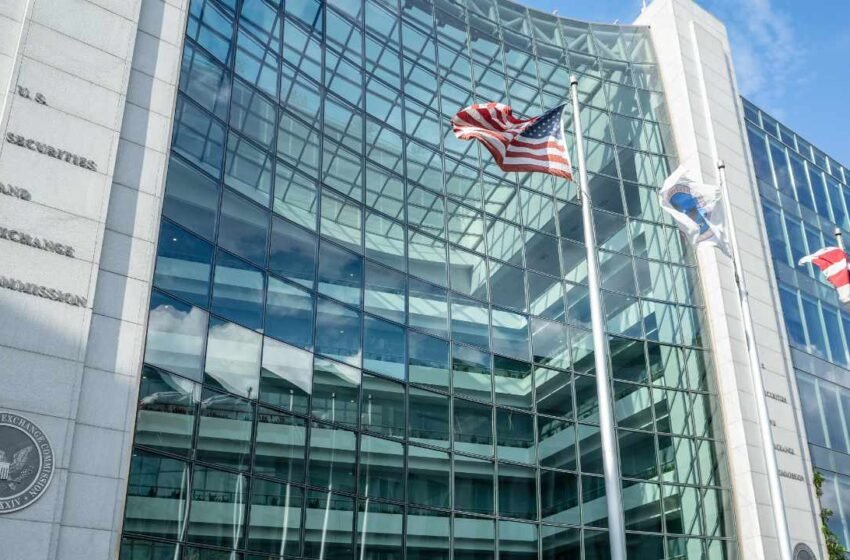  SEC Commissioner Pushes to Streamline Crypto Regulations