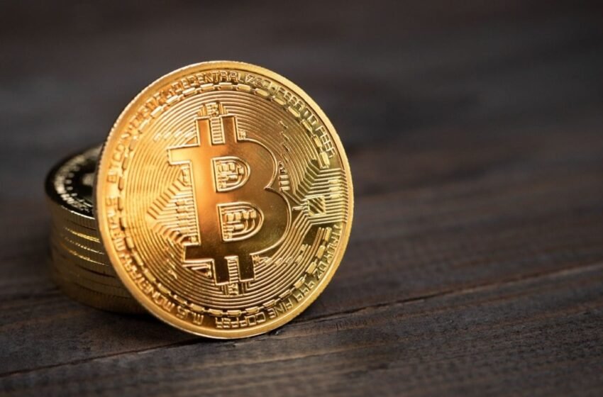  ETF Recap: Bitcoin and Ether ETFs Extend Inflow Streaks With $988 Million Weekly Haul