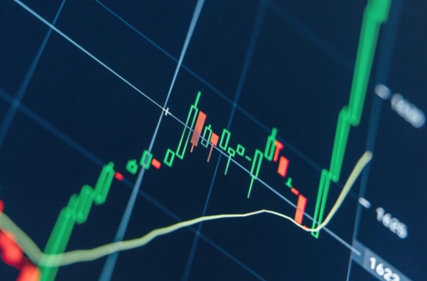  Crypto ETFs Dominate Institutional Portfolios Amid Record-Breaking Demand