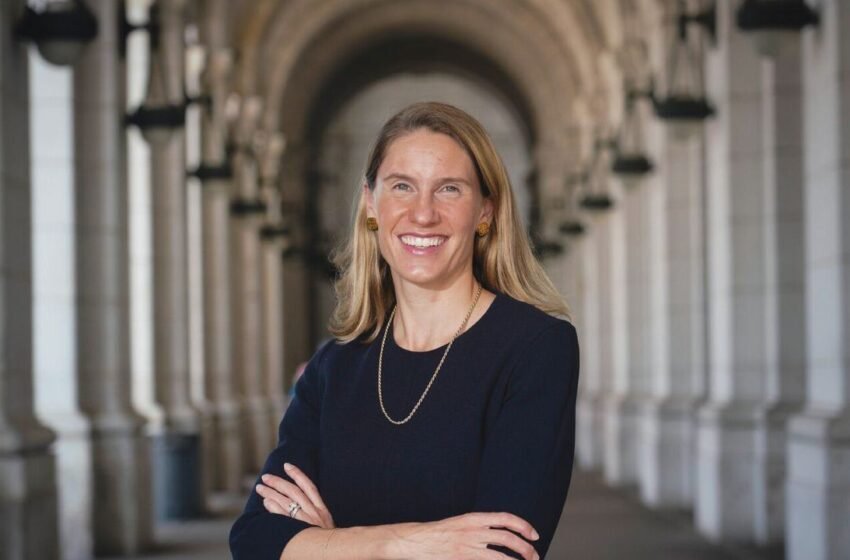 SEC Commissioner Crenshaw Rebuffs Statement on Liquid Staking