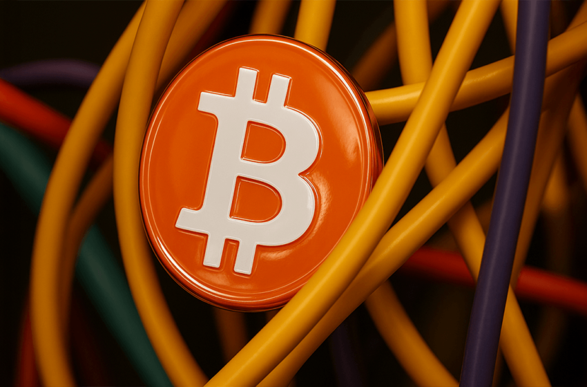  Mining Crunch? Bitcoin Hashrate Slides Below 900 EH/s