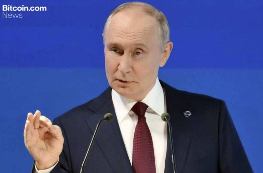 Russia Rejects Anti-Dollar Claims as Putin Defends BRICS Trade Strategy