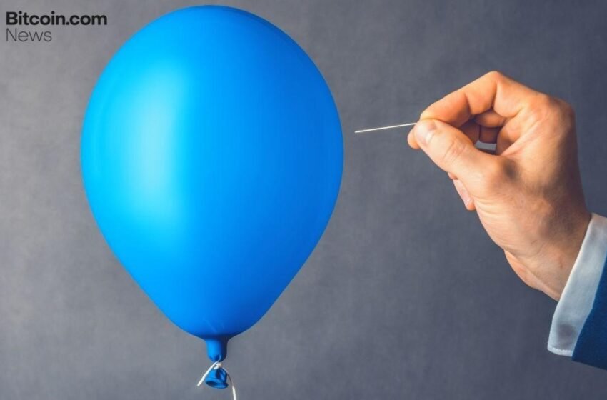  Bitcoin Sinks Again and Stocks Follow, as Fears of an AI Bubble Return