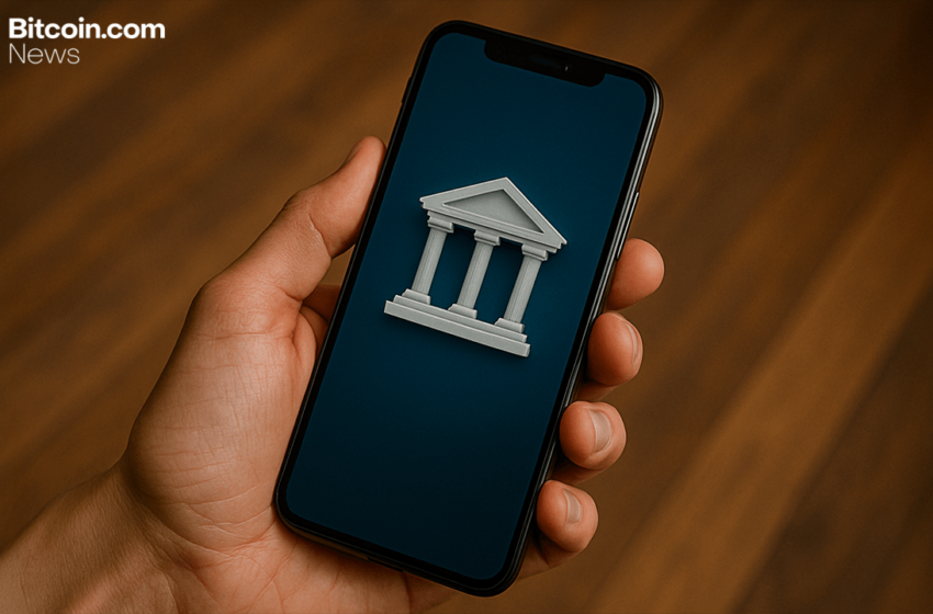  SoFi Makes Banking History — Crypto Trading Now Inside Your Bank App
