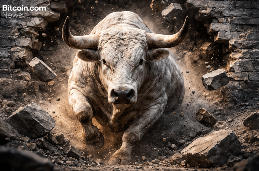  BTC Tops $90K, Retreats Fast — Futures Traders Stay Bold