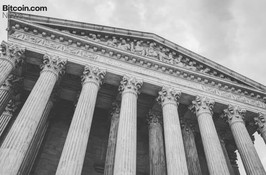  Bitcoin Surges Toward $92K After Supreme Court Defers Tariff Ruling