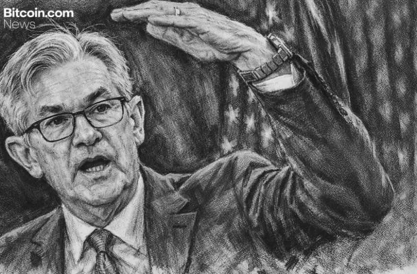  Fed Holds Rates Steady While Two Policymakers Call for a Cut