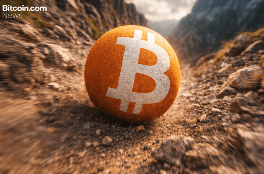  Bitcoin Falls Below $92K as Sunday Selloff Unleashes Hundreds of Millions in Liquidations