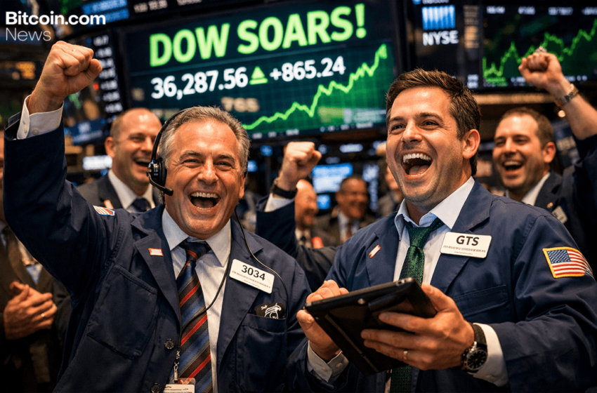  US Stocks Rally as Inflation Expectations Ease and Tech Stabilizes