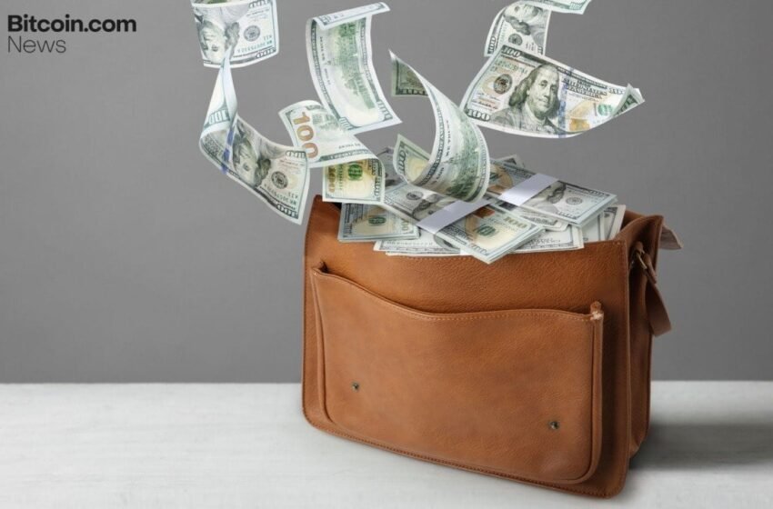  Bitcoin ETFs Bleed $316 Million in 5th Straight Weekly Outflow