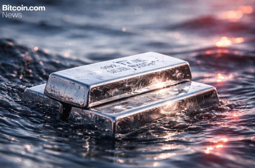  Silver to $60? Strategist Flags Extreme Valuation Risk