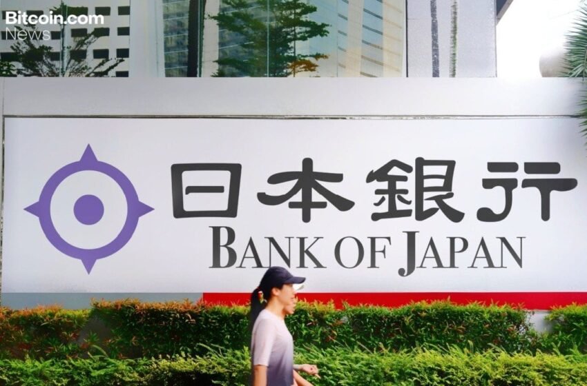  Bank of Japan Holds Rates as Inflation Risks Mount