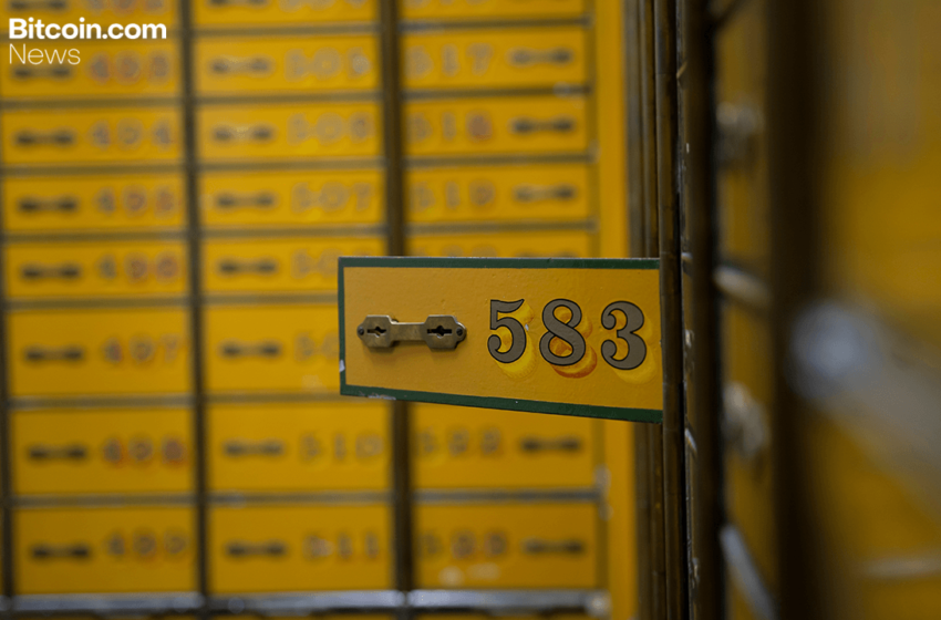  Another Set of Long-Silent Bitcoin Wallets Move Millions During BTC Decline