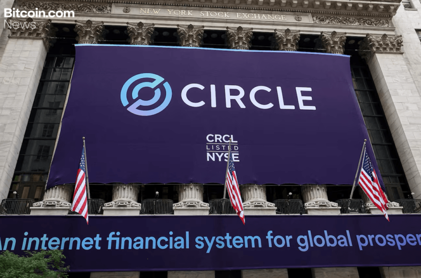  Circle Internet Group Gains 16% as Arc Blockchain Raise Draws Blackrock and Apollo