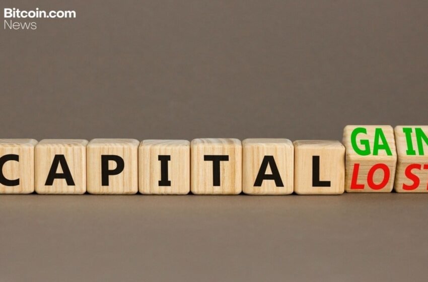  Fidelity Leads $233M Bitcoin ETFs Loss as Solana Funds Add $19M