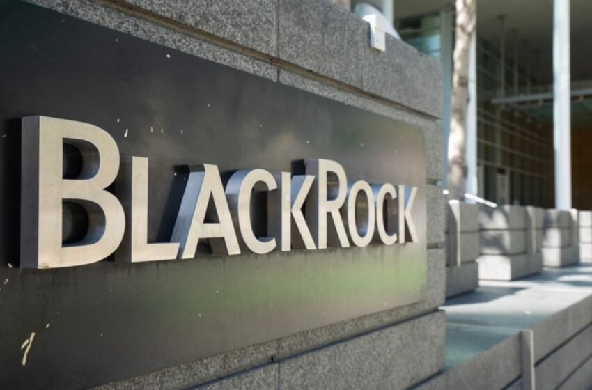  Blackrock Targets Bitcoin Yield With 0.65% Fee Covered-Call ETF