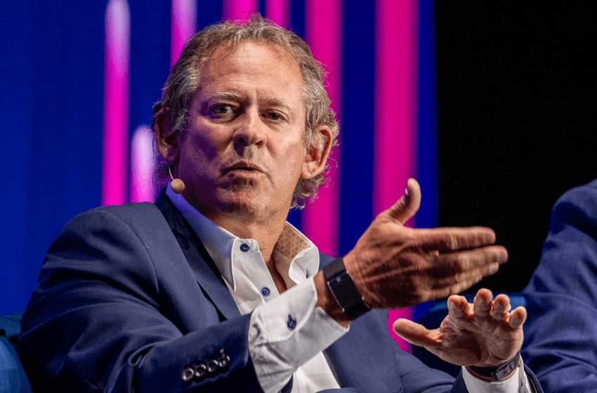  Blackrock’s Rick Rieder Says Bitcoin Is Going ‘Considerably Higher’ Despite This Year’s Drop – Bitcoin News