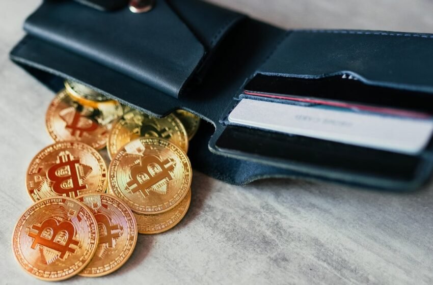  Is Bitcoin Cheap Yet? Grayscale Flags 2 Catalysts That Could Decide BTC’s Next Move