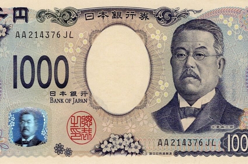  Japanese Yen Sinks to 162.27, Its Weakest Since 1986, Reviving Intervention Bets