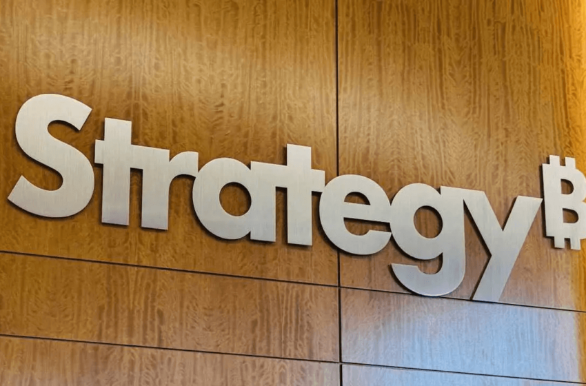  Law Firm Investigates Strategy as MSTR Drops 7% and STRC Crashes to $73