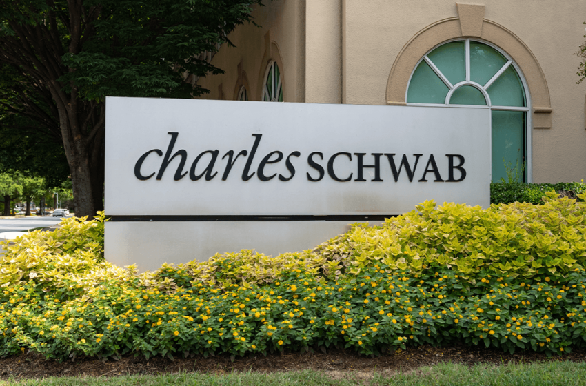  Charles Schwab Targets Kalshi and Polymarket Territory With New Cboe Deal
