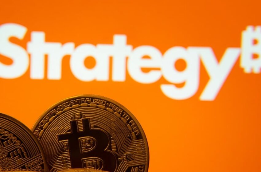  100x Reversal? Strategy May Have Bought 3,200 BTC After Bitcoin Sale, Standard Chartered Says