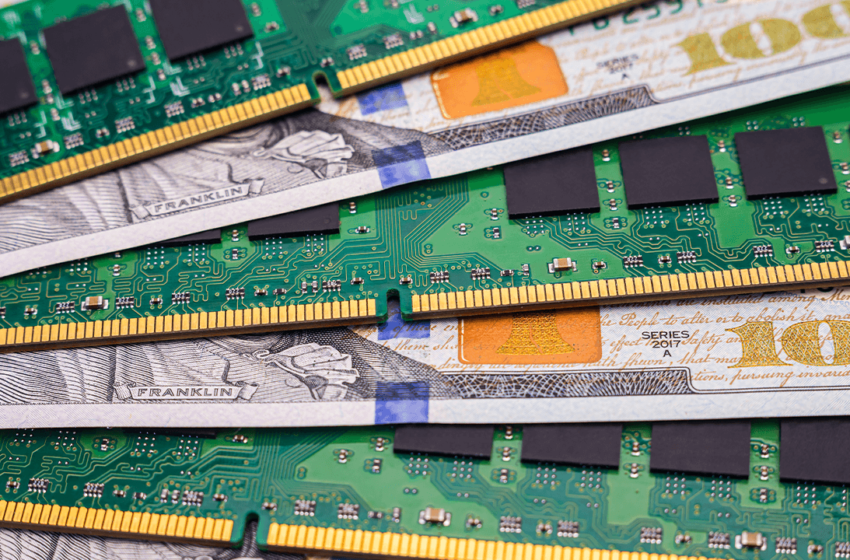  A Gamer Boosted His RAM With DIY Copper Pipe Heatsinks in 45 Minutes