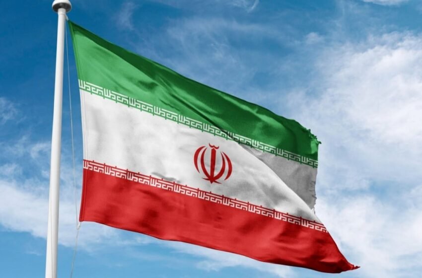  Iran’s Rial Hits Record Low of 1.95 Million per Dollar as US Pressure Mounts