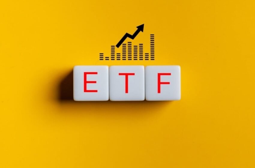  Bitcoin, Ether ETFs Add $453 Million as 6-Day Streak Extends