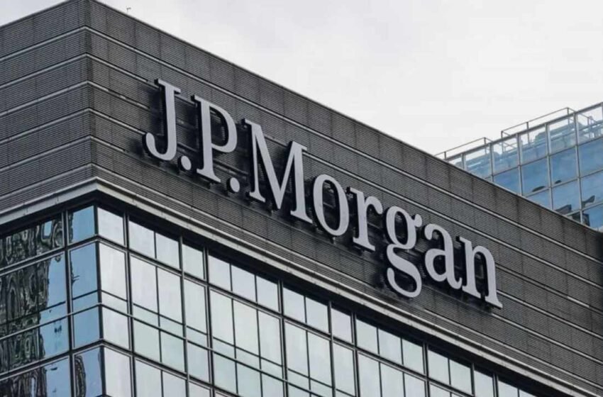  JPMorgan Grows Bitcoin ETF Stake to $356M, Adds XRP Exposure