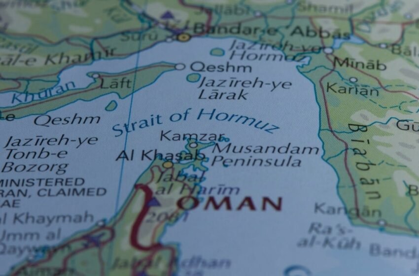  UAE Pulls Iran Trade Plug as Hormuz Crisis Rattles Global Markets