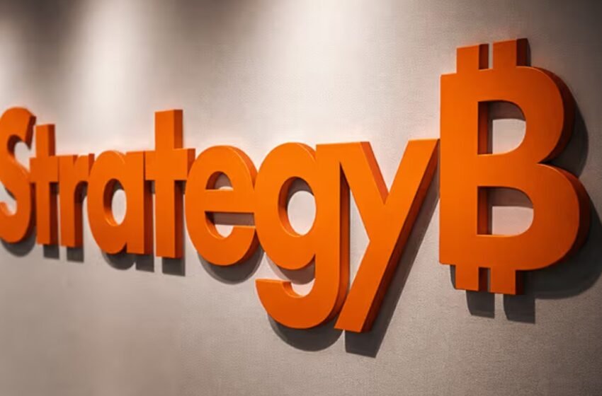  Strategy Sells 1,690 Bitcoin as Saylor Reloads Its Cash War Chest – Bitcoin News