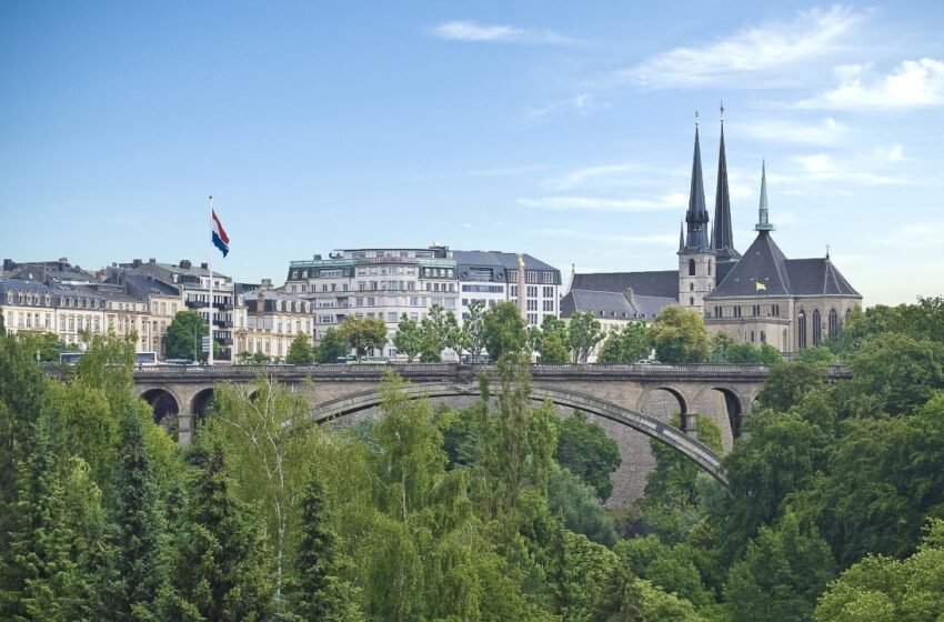  Spanish Banking Giant Cecabank Takes Crypto Custody Push to Luxembourg – Bitcoin News