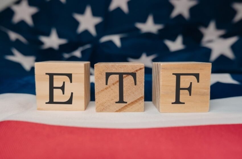  Bitcoin, Ether ETFs Lose $520M as XRP Bucks Fed Rate-Hike Selloff