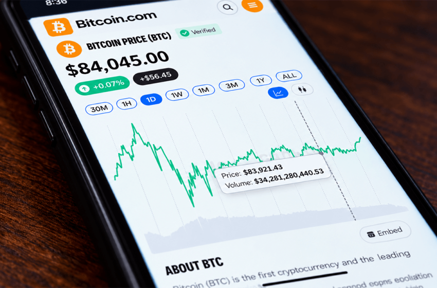  Bitcoin Price Still 33% Below Its Peak High as Bulls Plot a Comeback