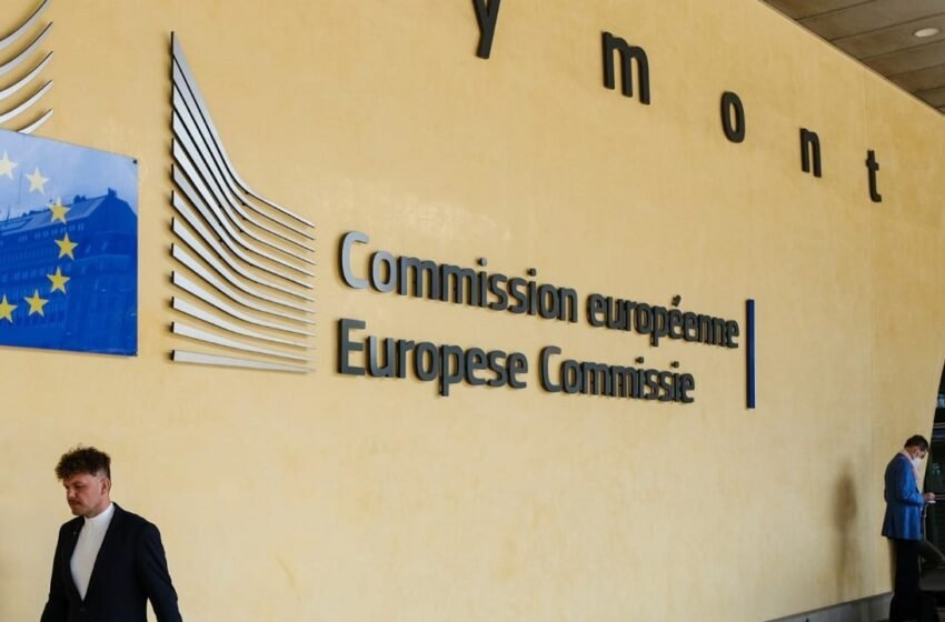  EU Targets ChatGPT, Reddit, Roblox With Tougher DSA Scrutiny