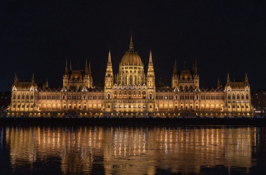  Hungary Moves to Abolish Regulator Behind Controversial 35-Year Casino Deal