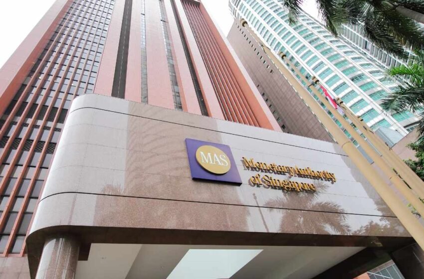  Singapore Plan Would Ban Interest on MAS-Regulated Stablecoins