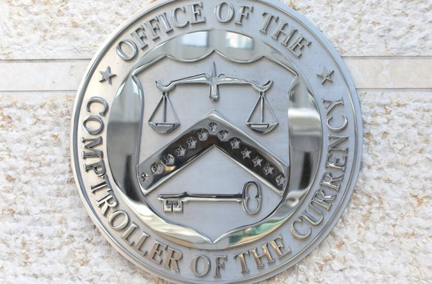  Community Bankers Sue US Banking Regulator Over ‘Side Door’ Crypto Charters