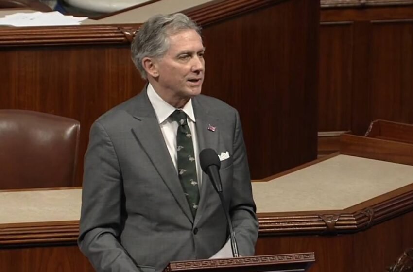  Rep. Hill Eyes Lame-Duck Session to Secure CLARITY Act Approval