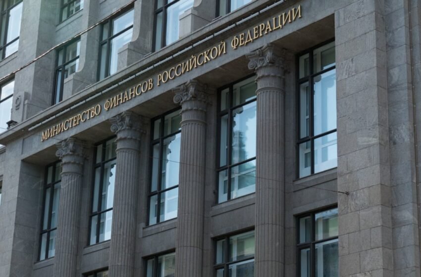  Russia Pays Wages in Digital Rubles and Readies ATM Cashouts
